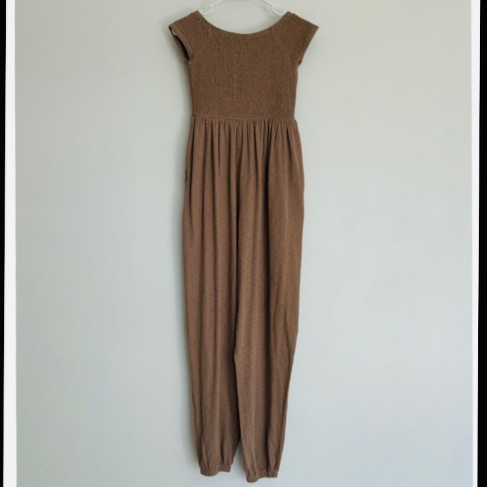 AE - Off-Shoulder Jumpsuit - Picture 6 of 9